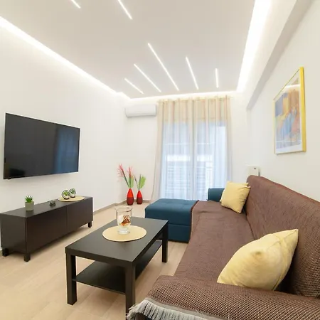 Spacius And Comfy Апартаменты